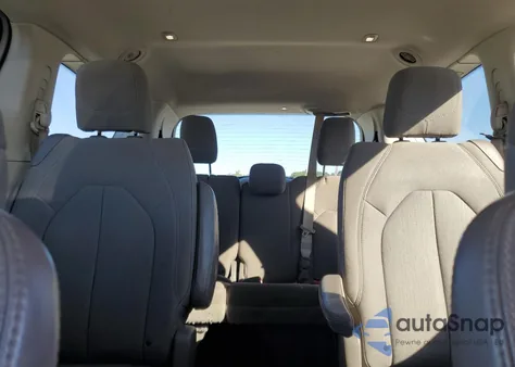 2017 Chrysler Pacifica Touring L from USA, damaged, VIN 2C4RC1BG4HR753286